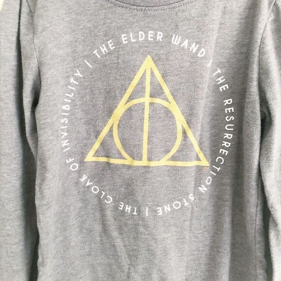 Harry Potter and the Deathly Hallows Tshirt Gray - Picture 2 of 4